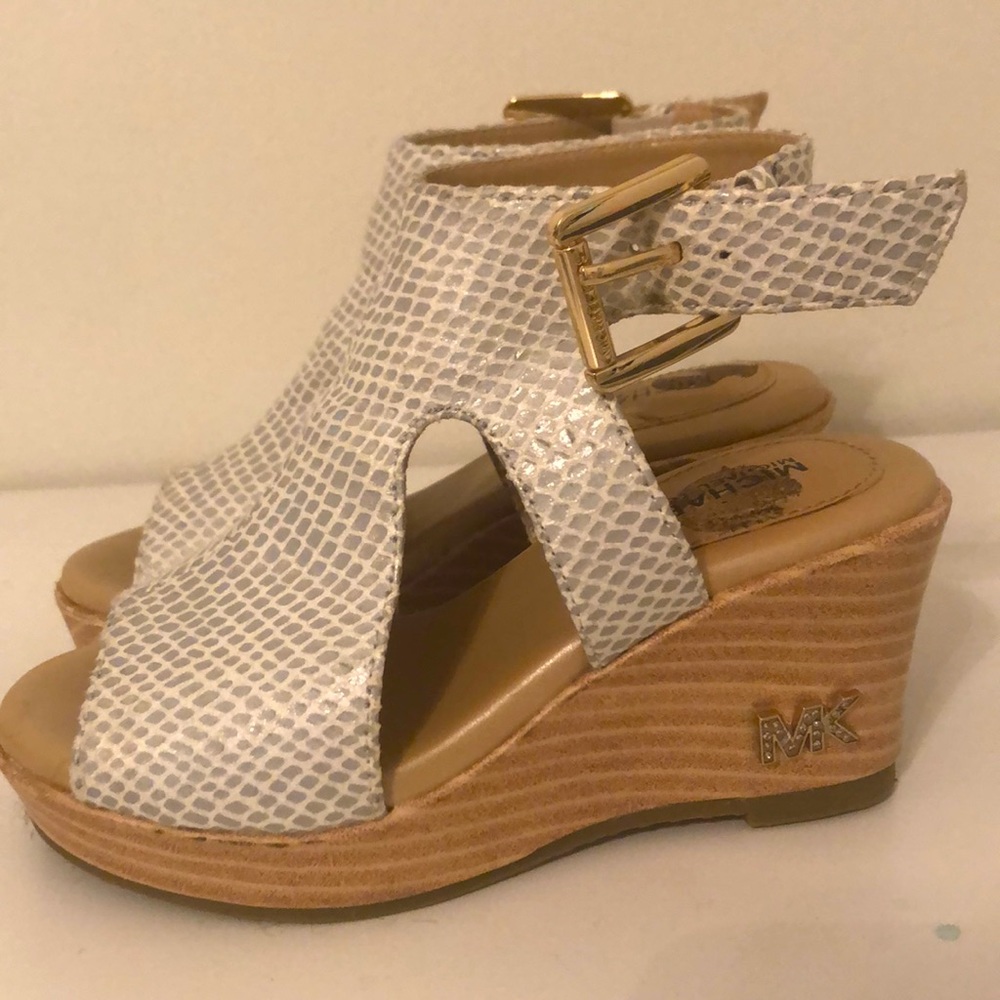 Michael Kors Girls Sandals